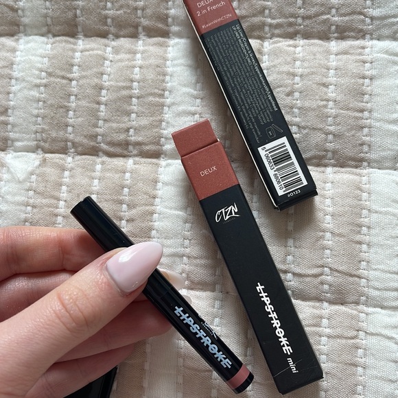 Lippie bundle - Picture 5 of 5